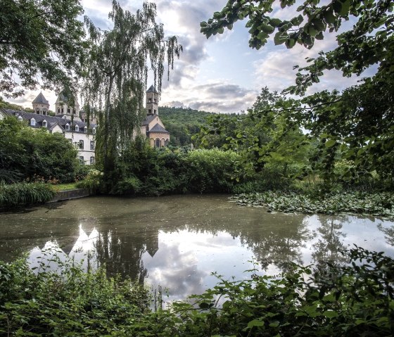 Spiegelung, © Kappest/Vulkanregion Laacher See