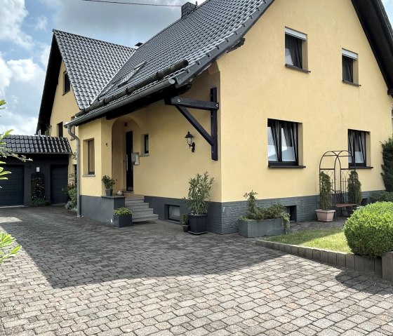 Entrance to the holiday flat "Klatschmohn, © Eugen Ludwig