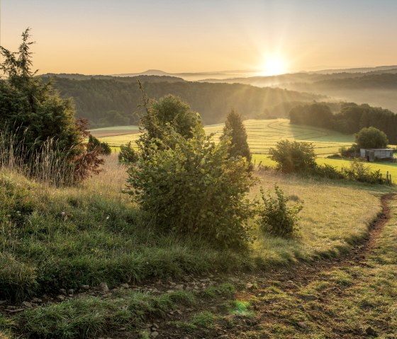 Sonnenuntergang an der EifelSpur Toskana der Eifel, © Paul Meixner