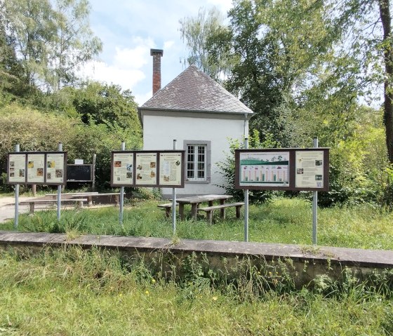 Bienenhaus am Nims Radweg, © TI Bitburger Land