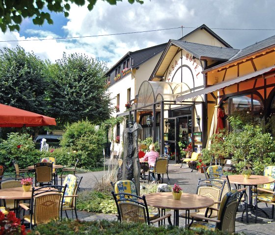 Sommergarten/Terrasse am Hotel HANSA Mendig, © Rüber/HotelHANSAMendig