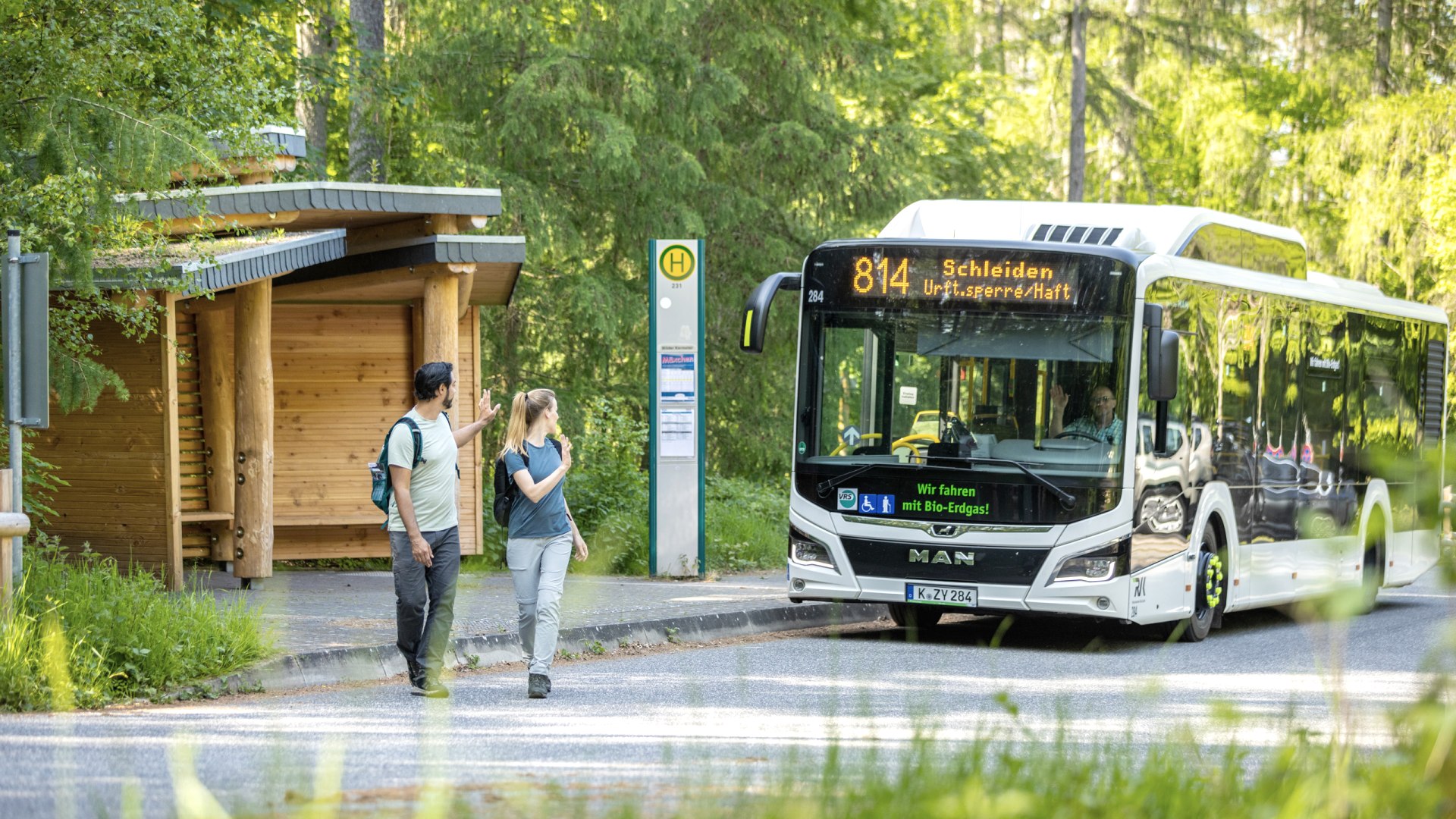 Mit dem Bus in der Eifel unterwegs, © Eifel Tourismus GmbH, Dominik Ketz