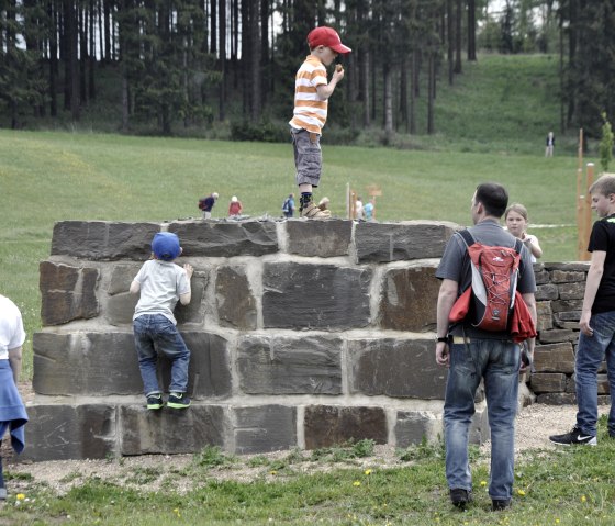 Römische Geschichte entdecken am Löwenzahn-Erlebnispfad, © Gemeinde Nettersheim