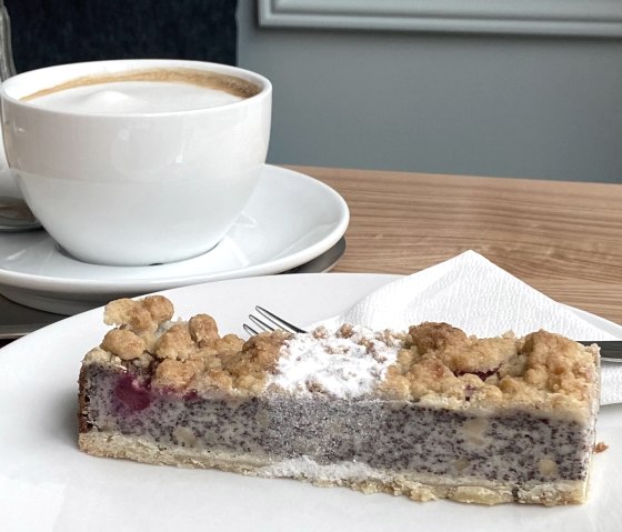 Kuchen & Kaffee, © Konditorei Thielen Café Patisserie