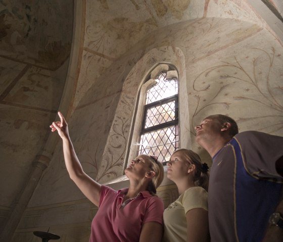 Die Kirche in Baar-Wanderath, © Traumpfade/Kappest