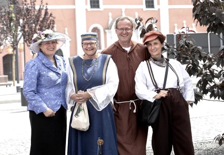 Die Gästeführer der Stadt Prüm, © Tourist-Information Prümer Land u. PM Studios